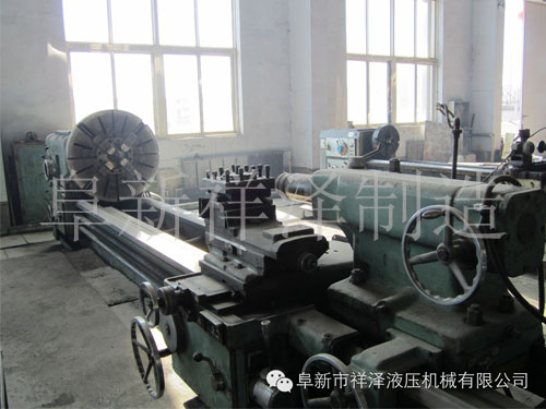 普車CW6163C 最大工件長度3米、最大工件回轉(zhuǎn)直徑630mm